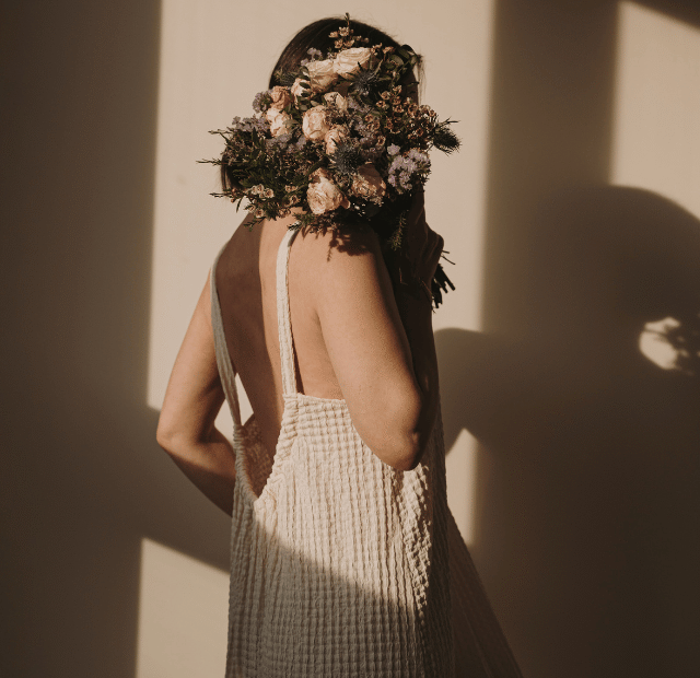 Ela disse que está confusa. A tradução real Tribo da conquista Capa Web Stories