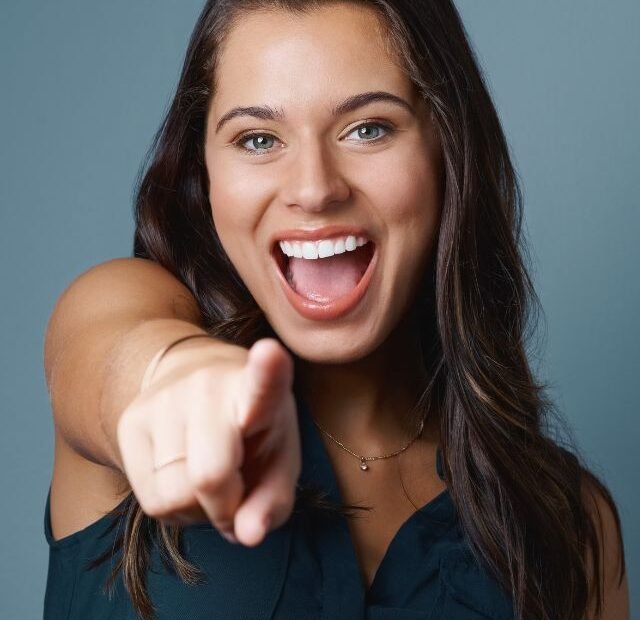 Ela riu de você Diferença entre flerte e deboche Tribo da conquista Capa Web Stories