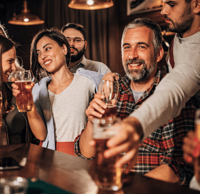 Ela tem muitos amigos homens. Devo me preocupar Tribo da conquista Capa Web Stories