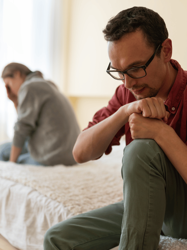 Medo de ser traído: Como identificar sinais reais