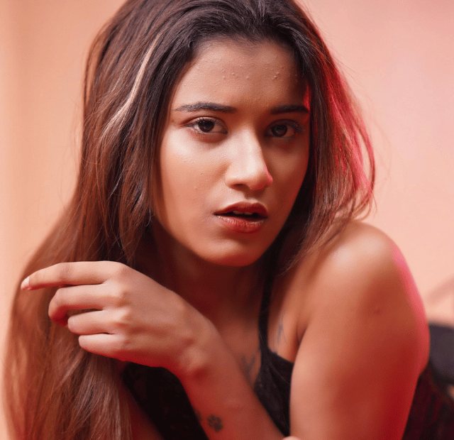 O medo de não satisfazer ela na cama Tribo da conquista Capa Web Stories