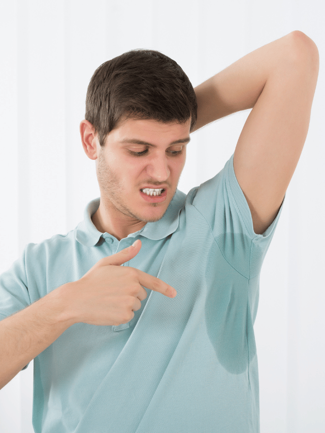 Você sua muito nas axilas? Como evitar o vexame