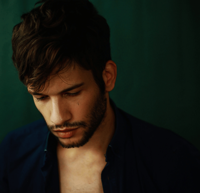 Talvez Você Seja Carente, Por Isso Só Atrai Lixo, Tribo da conquista Capa Web Stories